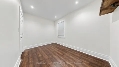 82 Billings Avenue Toronto ON M4L 2S4