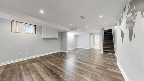 82 Billings Avenue Toronto ON M4L 2S4