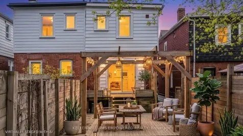 82 Billings Avenue Toronto ON M4L 2S4