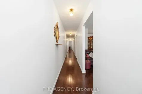 402 Kingston Road Toronto ON M4L 1T9