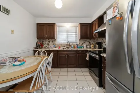 402 Kingston Road Toronto ON M4L 1T9