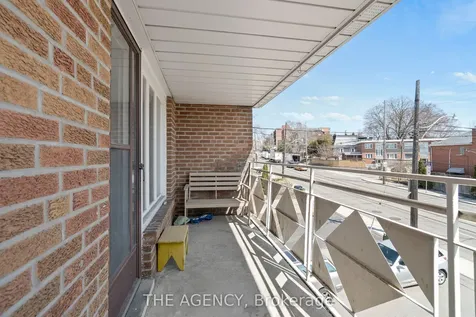 402 Kingston Road Toronto ON M4L 1T9