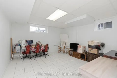 402 Kingston Road Toronto ON M4L 1T9