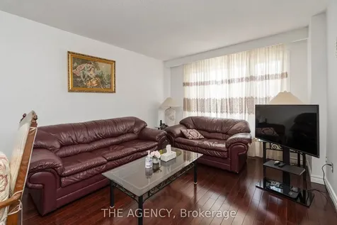 402 Kingston Road Toronto ON M4L 1T9