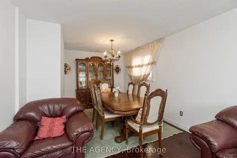402 Kingston Road Toronto ON M4L 1T9
