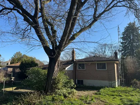 11 Castor Crescent Toronto ON M1G 3R1