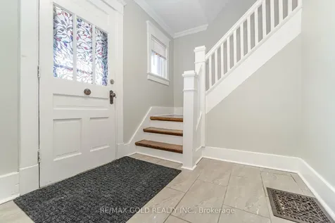161 Adelaide Avenue E Oshawa ON L1G 1Z2