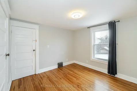 161 Adelaide Avenue E Oshawa ON L1G 1Z2