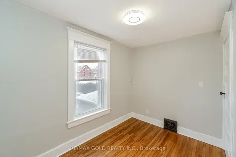 161 Adelaide Avenue E Oshawa ON L1G 1Z2