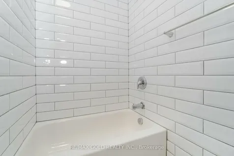 161 Adelaide Avenue E Oshawa ON L1G 1Z2