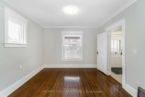 161 Adelaide Avenue E Oshawa ON L1G 1Z2
