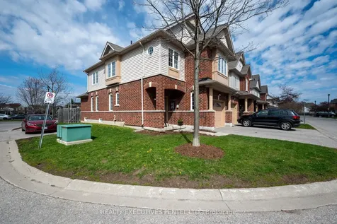 89 Lander Crescent Clarington ON L1C 0L5