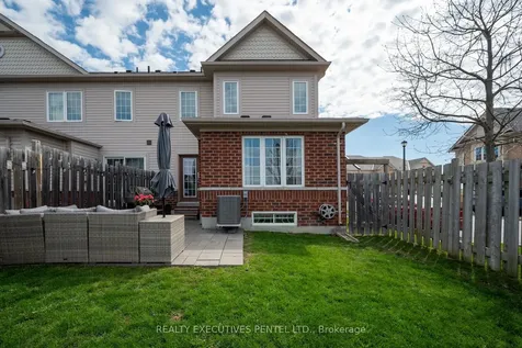 89 Lander Crescent Clarington ON L1C 0L5