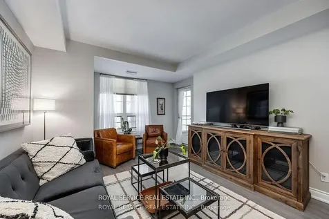 21 Brookhouse Drive Clarington ON L1B 0V4
