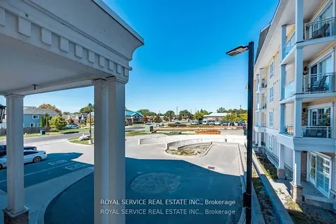 21 Brookhouse Drive Clarington ON L1B 0V4
