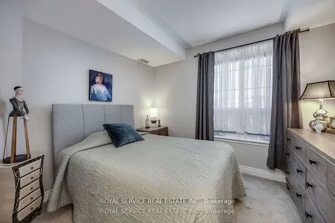 21 Brookhouse Drive Clarington ON L1B 0V4
