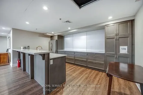 21 Brookhouse Drive Clarington ON L1B 0V4