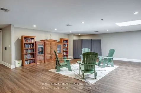21 Brookhouse Drive Clarington ON L1B 0V4