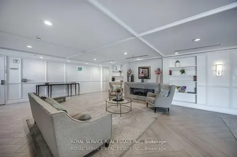 21 Brookhouse Drive Clarington ON L1B 0V4