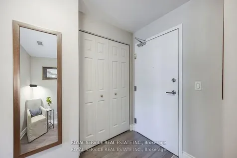 21 Brookhouse Drive Clarington ON L1B 0V4