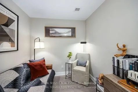 21 Brookhouse Drive Clarington ON L1B 0V4