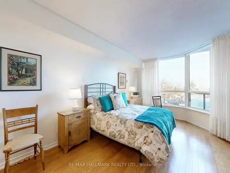 10 Guildwood Parkway Toronto ON M1E 5B5