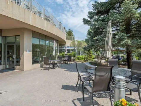 10 Guildwood Parkway Toronto ON M1E 5B5