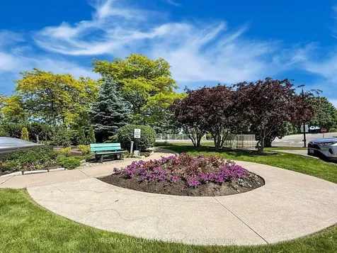 10 Guildwood Parkway Toronto ON M1E 5B5
