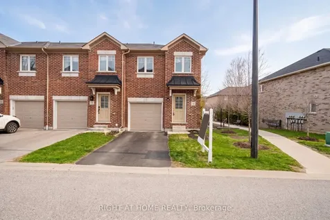 40 Markham Trail Clarington ON L1C 0S4