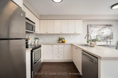 40 Markham Trail Clarington ON L1C 0S4