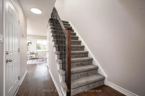 40 Markham Trail Clarington ON L1C 0S4