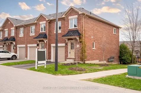 40 Markham Trail Clarington ON L1C 0S4