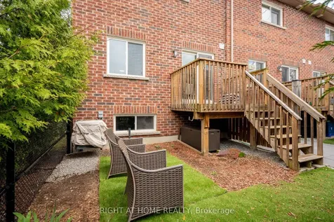 40 Markham Trail Clarington ON L1C 0S4