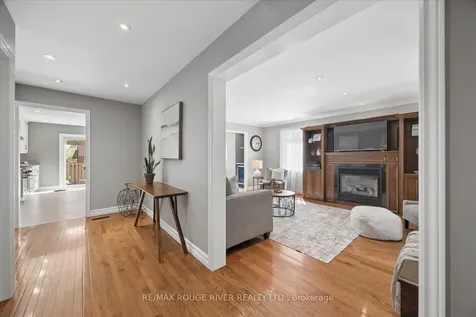 1014 Redbird Crescent Pickering ON L1V 5K3