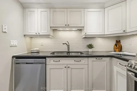 1093 Kingston Road Toronto ON M1N 4E2