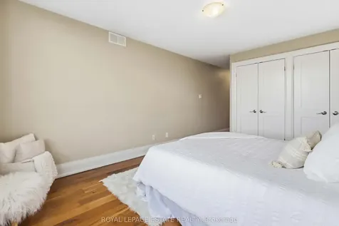 1093 Kingston Road Toronto ON M1N 4E2