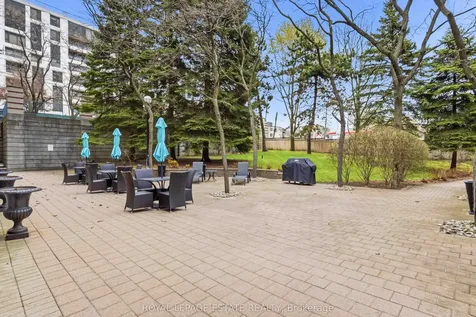 1093 Kingston Road Toronto ON M1N 4E2