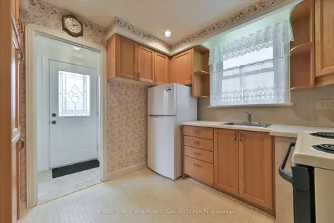 45 Joanith Drive Toronto ON M4B 1S8