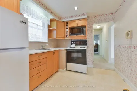 45 Joanith Drive Toronto ON M4B 1S8