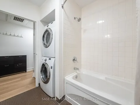 233 Carlaw Avenue Toronto ON M4M 3N6