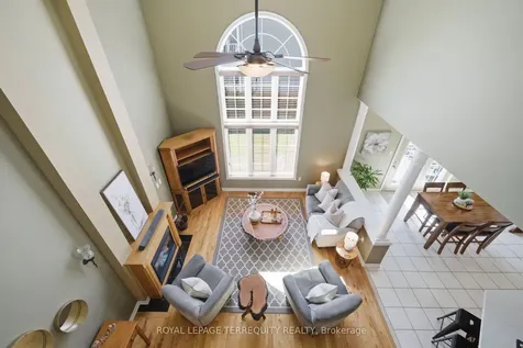 20 Selkirk Drive Whitby ON L1M 2E6