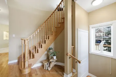 20 Selkirk Drive Whitby ON L1M 2E6
