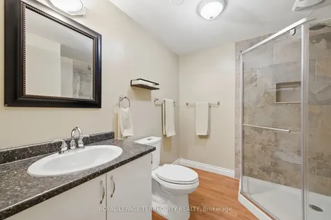 20 Selkirk Drive Whitby ON L1M 2E6