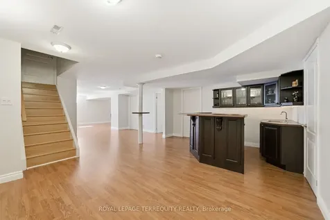20 Selkirk Drive Whitby ON L1M 2E6