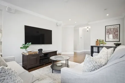 19 Cork Drive Whitby ON L1R 2C7