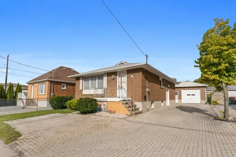 378 Elmgrove Avenue Oshawa ON L1J 2C5