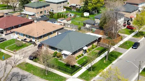 1 Birkdale Road Toronto ON M1P 3R2