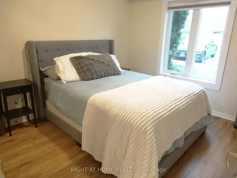 102 Aspen Springs Drive Clarington ON L1C 5N6