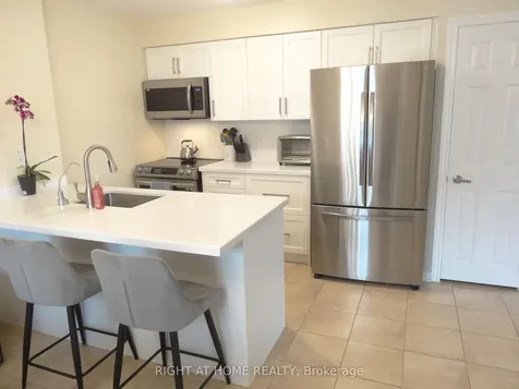 102 Aspen Springs Drive Clarington ON L1C 5N6