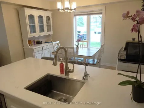 102 Aspen Springs Drive Clarington ON L1C 5N6